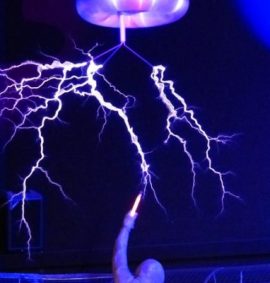 LearnOnline Self-study IGCSE Physics - electrical current